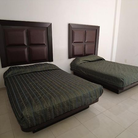 Hotel O Puente San Juan del Río Eksteriør billede
