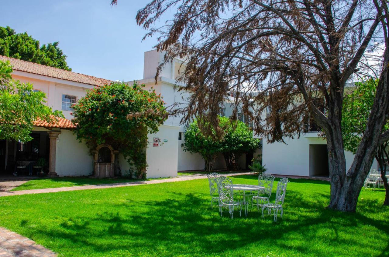 Hotel O Puente San Juan del Río Eksteriør billede