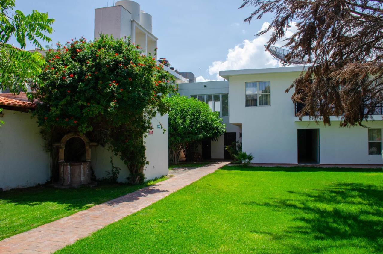 Hotel O Puente San Juan del Río Eksteriør billede