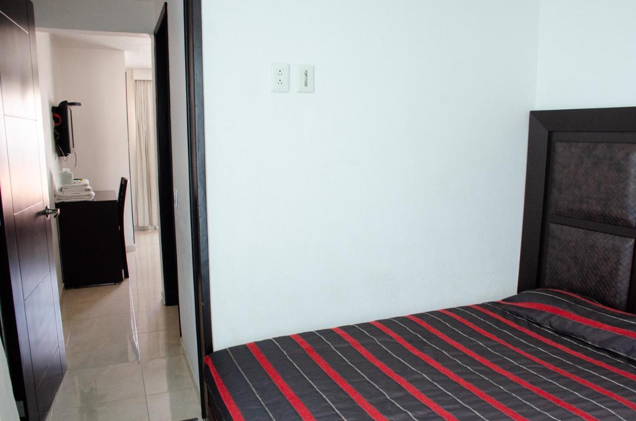 Hotel O Puente San Juan del Río Eksteriør billede