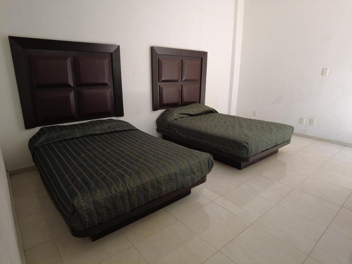 Hotel O Puente San Juan del Río Eksteriør billede