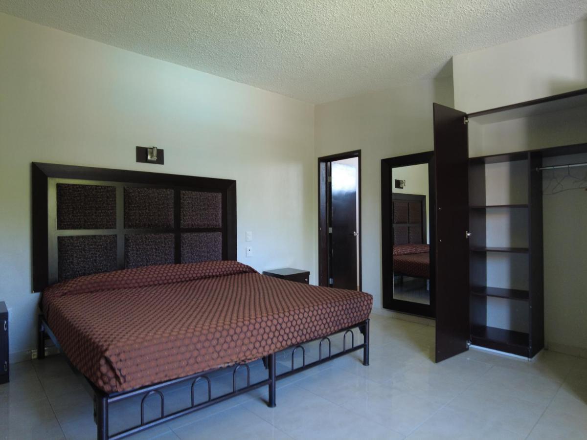 Hotel O Puente San Juan del Río Eksteriør billede
