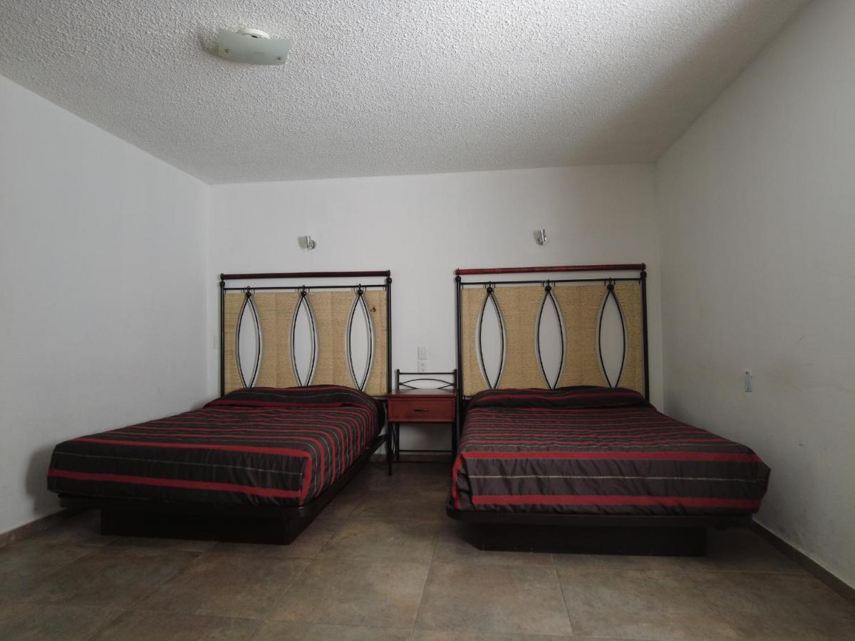 Hotel O Puente San Juan del Río Eksteriør billede