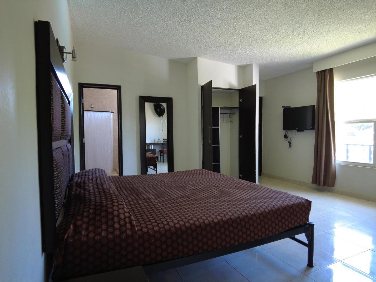 Hotel O Puente San Juan del Río Eksteriør billede