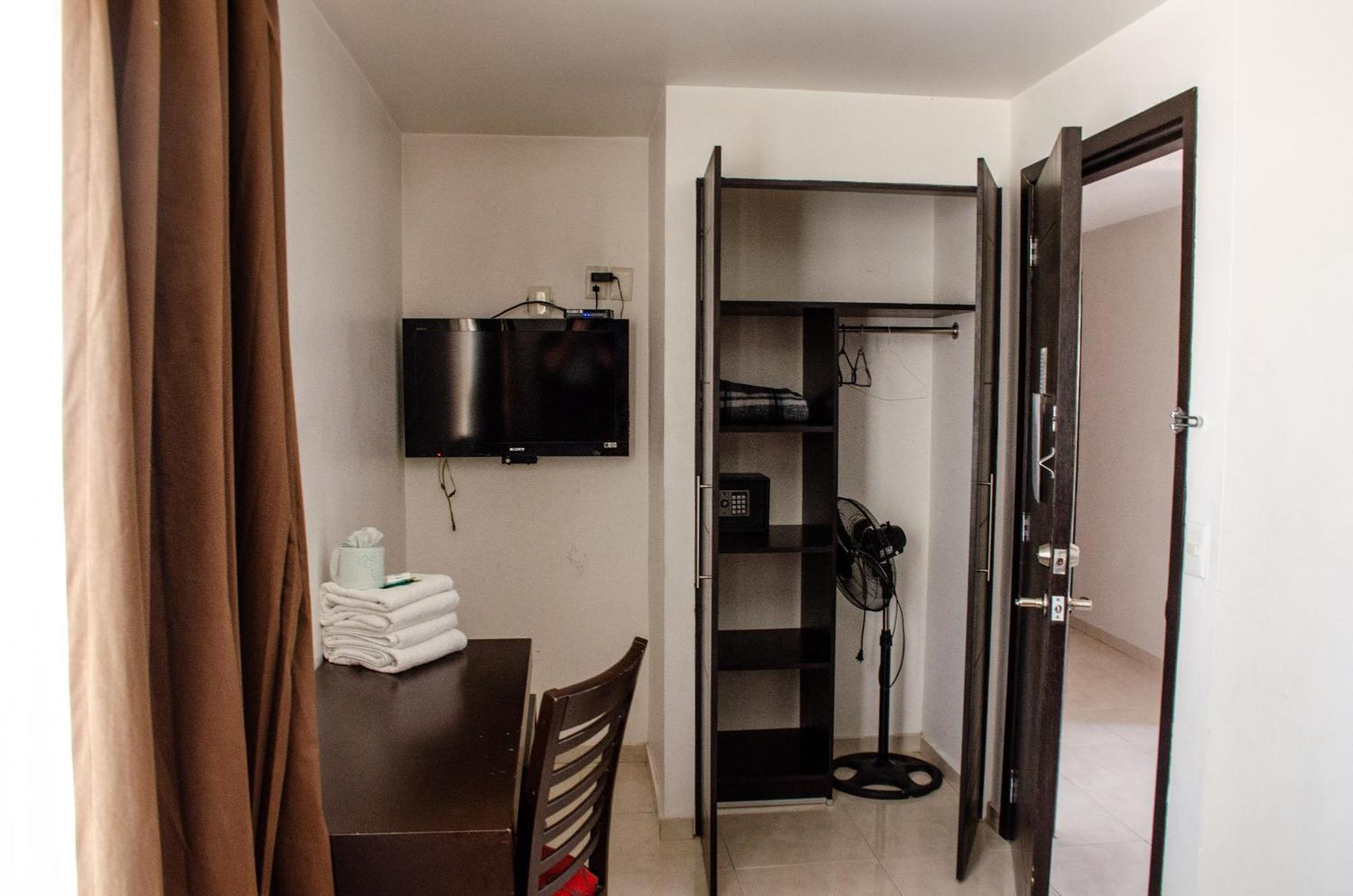 Hotel O Puente San Juan del Río Eksteriør billede