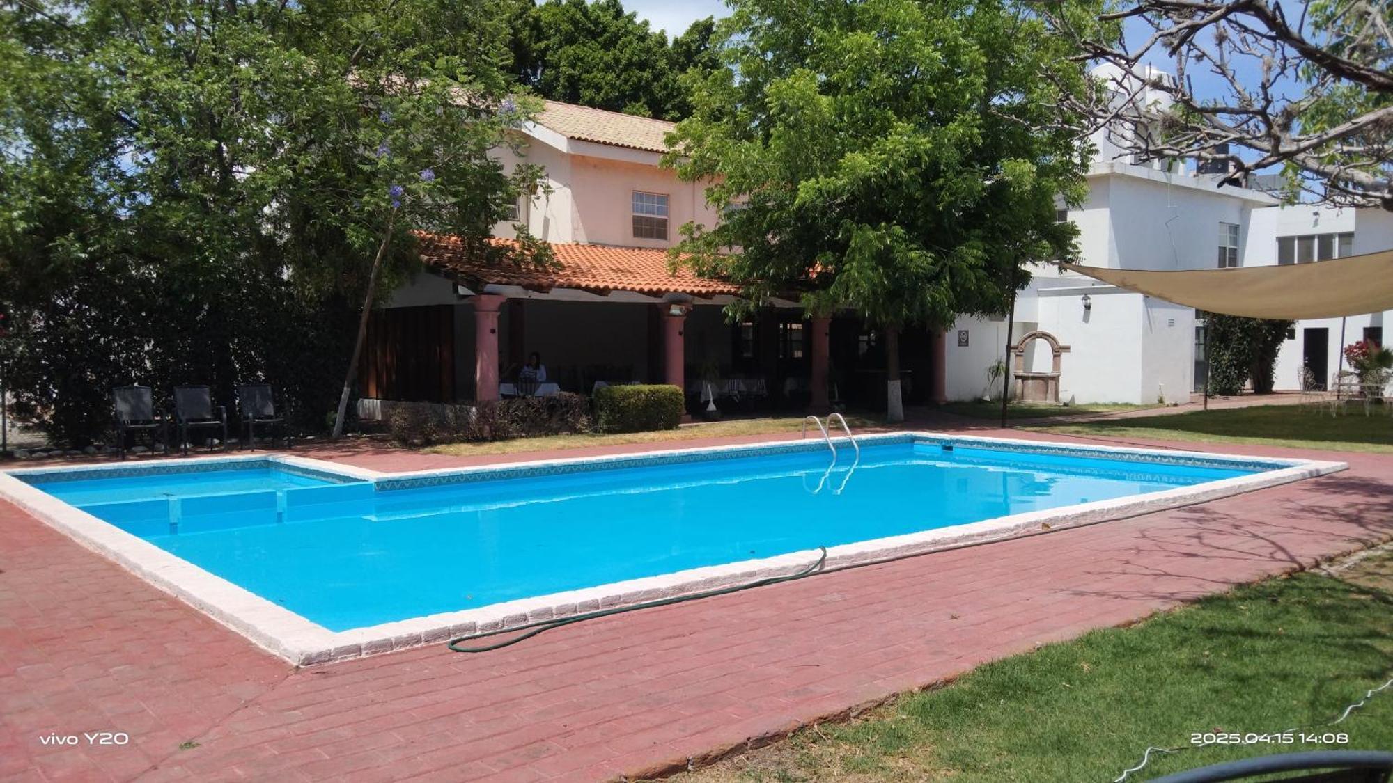 Hotel O Puente San Juan del Río Eksteriør billede